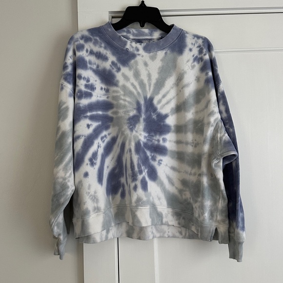 American Eagle Outfitters Tops - American Eagle Blue Tie-Dye Sweatshirt